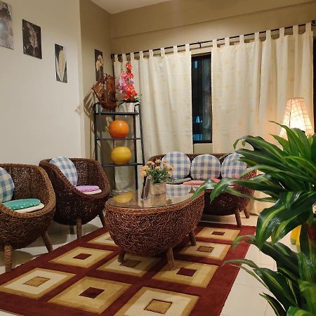 De Cozy Corner Suria Rafflesia Setia Alam Lejlighed Shah Alam Eksteriør billede