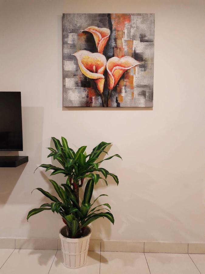 De Cozy Corner Suria Rafflesia Setia Alam Lejlighed Shah Alam Eksteriør billede