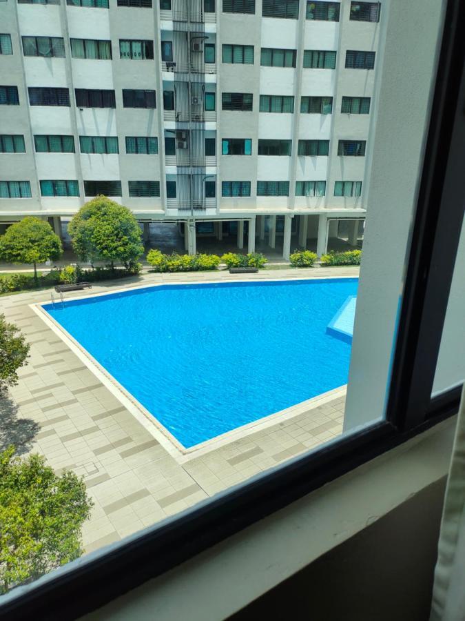 De Cozy Corner Suria Rafflesia Setia Alam Lejlighed Shah Alam Eksteriør billede